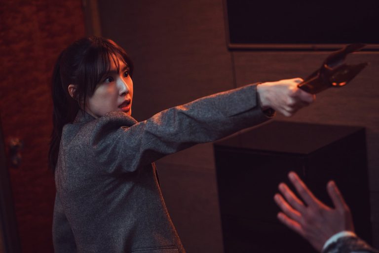 Seo Ji Hye Dishes On Her Character In New Drama “Reverse”缩略图