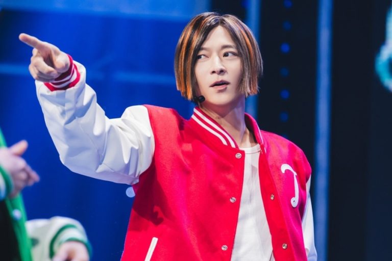 Kang Dong Won Transforms Into The Leader And Dance Machine Of Co-Ed Group TRIANGLE In New Film “Wild Sing”缩略图