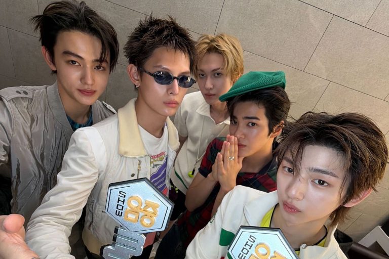 Watch: CORTIS Takes 10th Win And Triple Crown For “REDRED” On “Music Core”; Performances By aespa, Ha Ji Won, And More缩略图