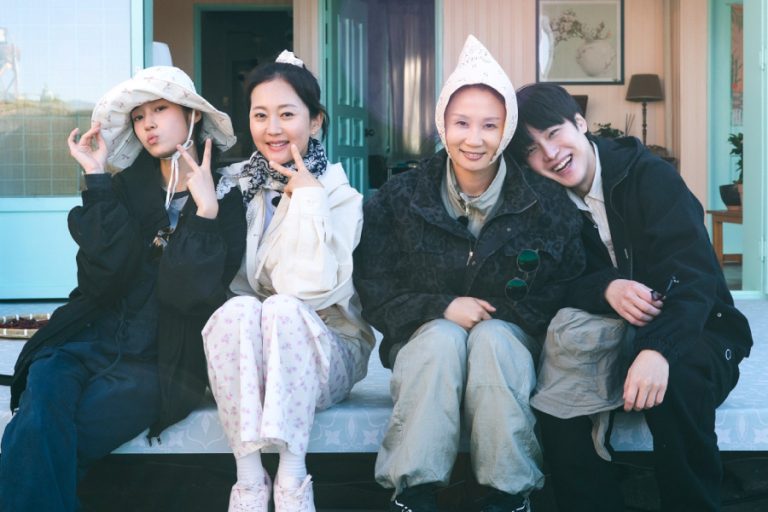 Yum Jung Ah, Kim Sun Young, Kang You Seok, And Roh Yoon Seo Confirmed For “Fresh Off The Sea” Season 3缩略图