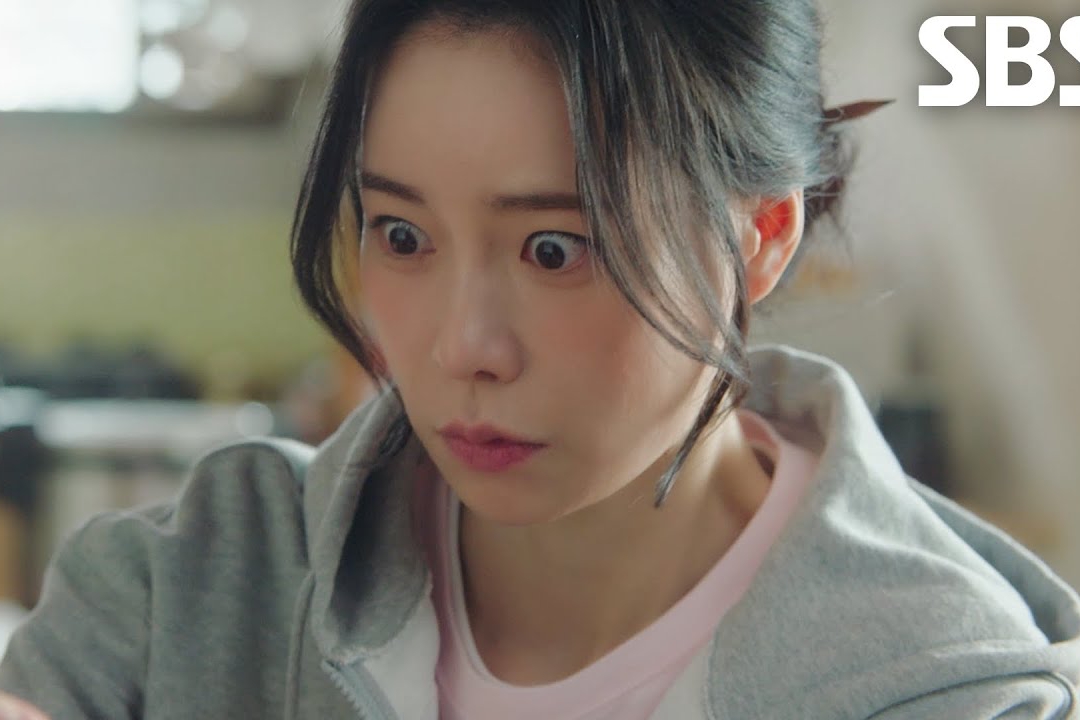 Watch: Lim Ji Yeon Gets Emotional About Korean History After Traveling Through Time In “My Royal Nemesis” Preview缩略图