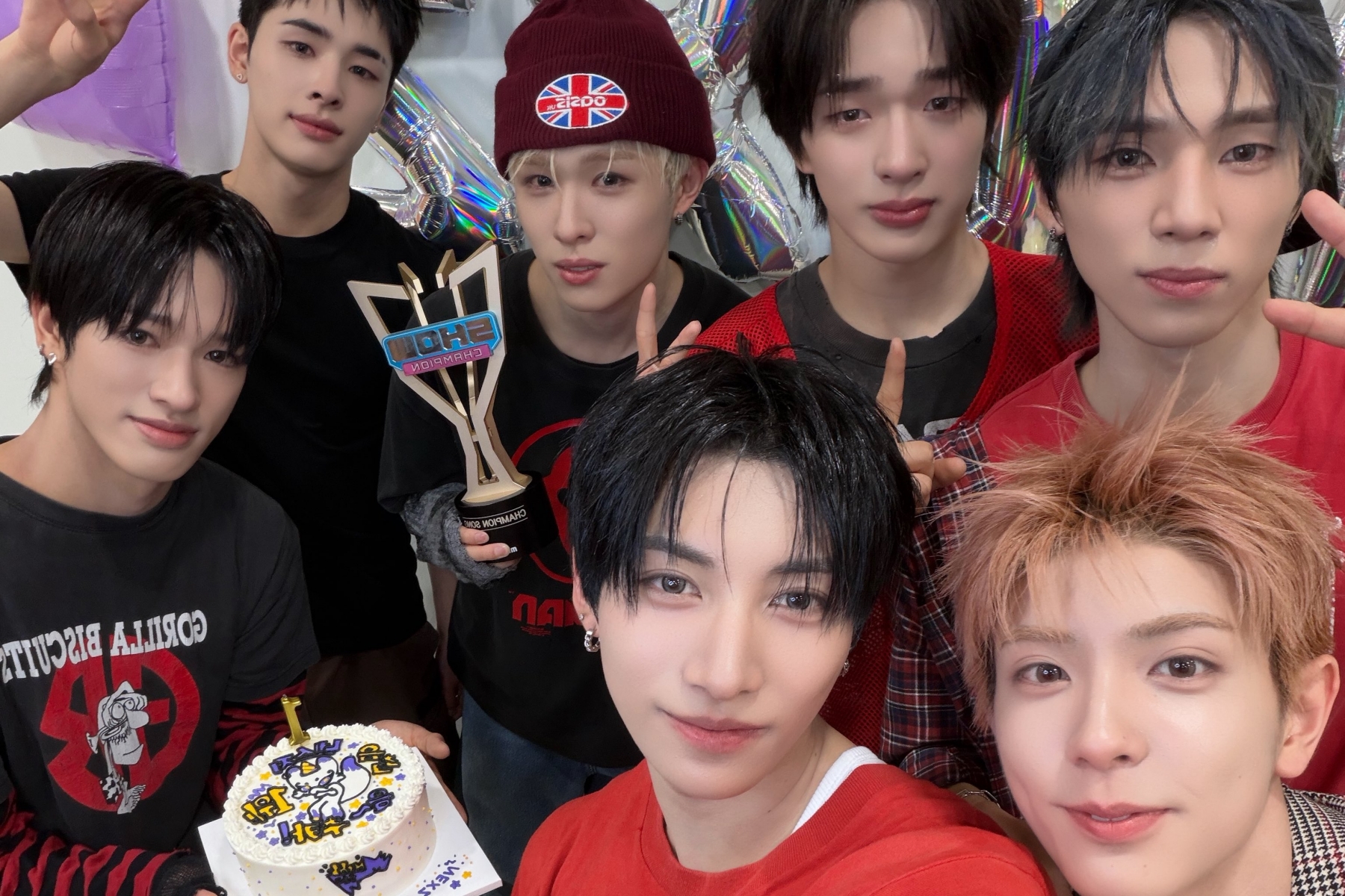 Watch: NEXZ Takes Tearful 1st-Ever Win On “Show Champion” With “Mmchk”; Performances By TWS, CRAVITY, And More缩略图