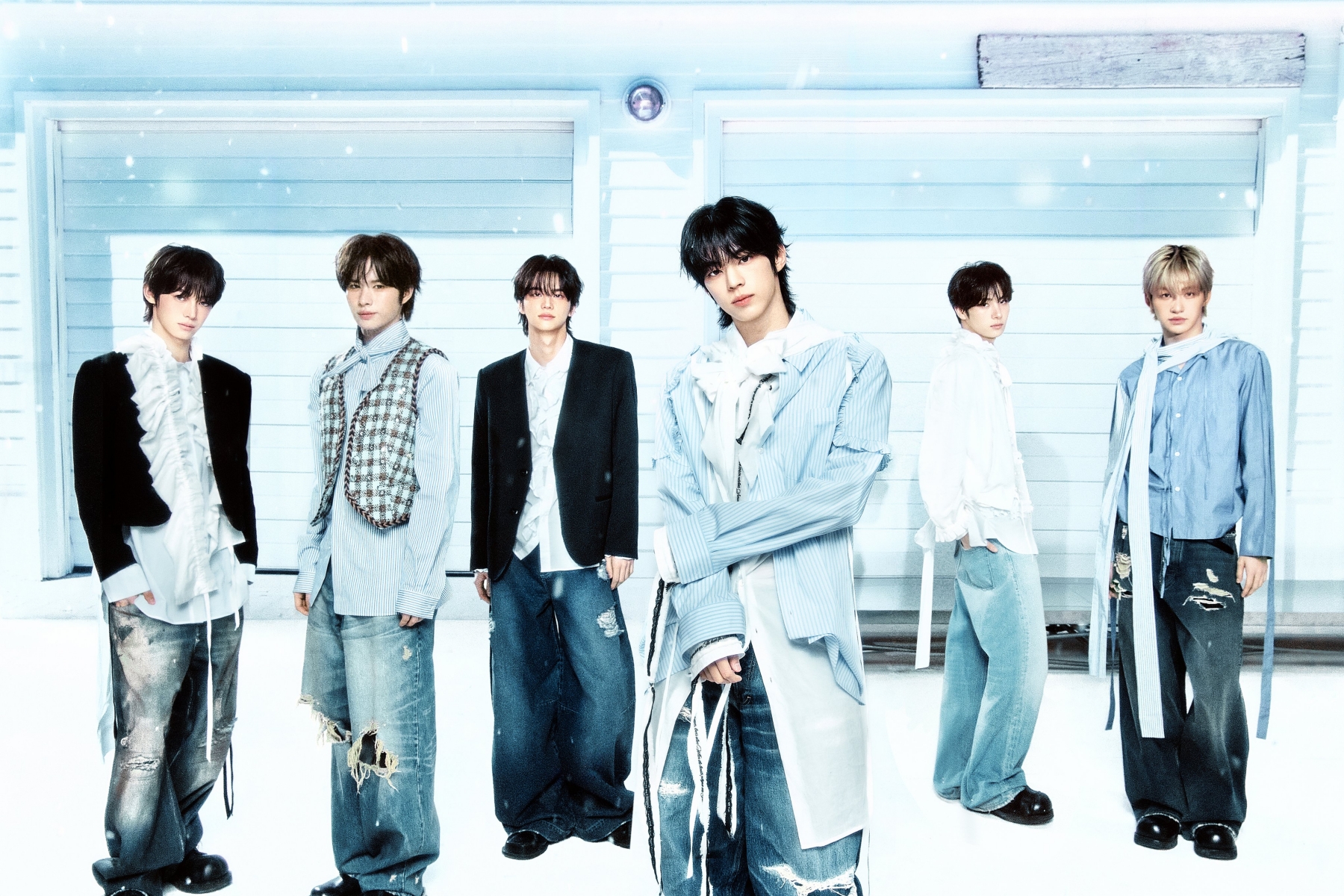 TWS Nearly Doubles 1st-Week Sales Record With “NO TRAGEDY”缩略图