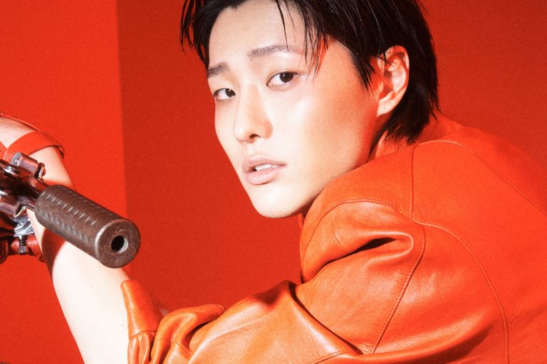 WOODZ Sets Record On Melon Chart For Longest Run In Top 10缩略图