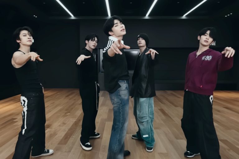 Watch: ZEROBASEONE’s Moves Are Sharp And Synchronized In New “TOP 5” Dance Practice Videos缩略图