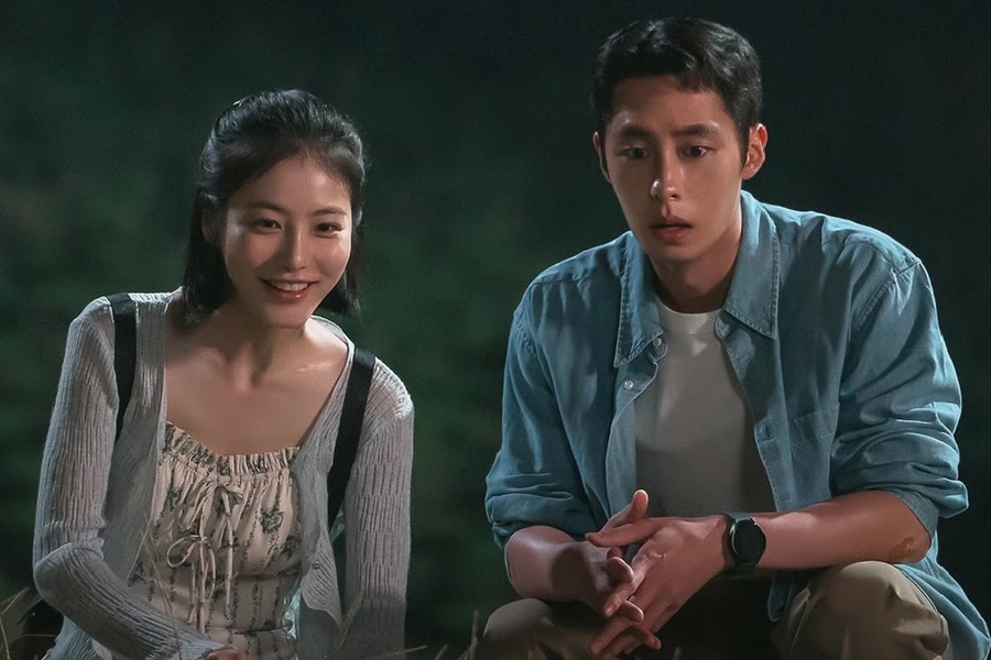 Shin Ye Eun Gradually Breaks Down Lee Jae Wook’s Walls In “Doctor On The Edge”缩略图