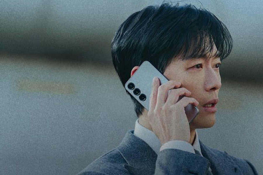Namkoong Min Searches Desperately For His Missing Wife In First Poster For New Drama “The Husband”缩略图