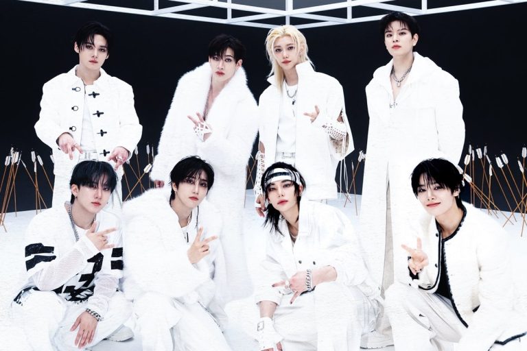 Stray Kids’ “Walkin On Water” Becomes Their 19th Group MV To Reach 100 Million Views缩略图