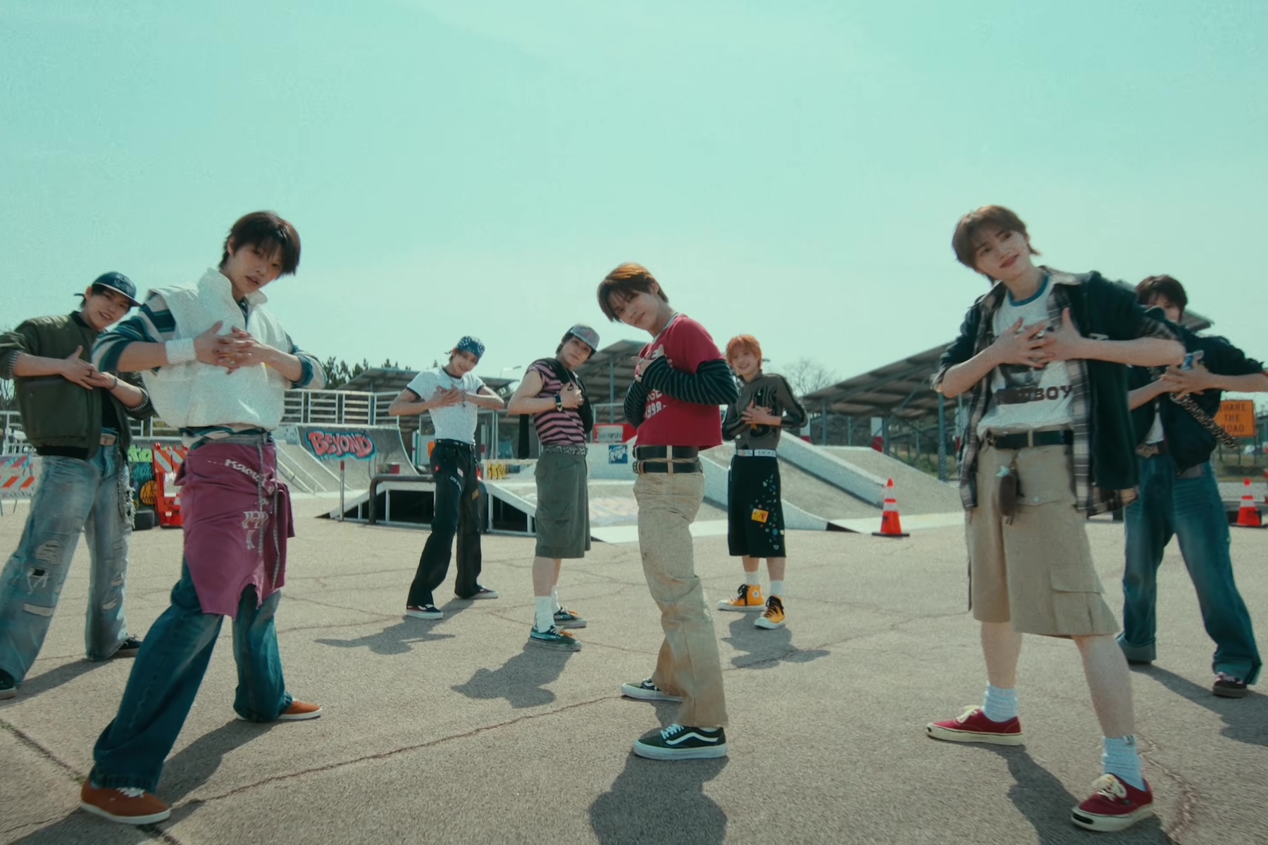 Watch: “B:MY BOYZ” Group YUHZ Is Ready To “Rush Rush” To Your Heart In Bubbly Debut MV缩略图