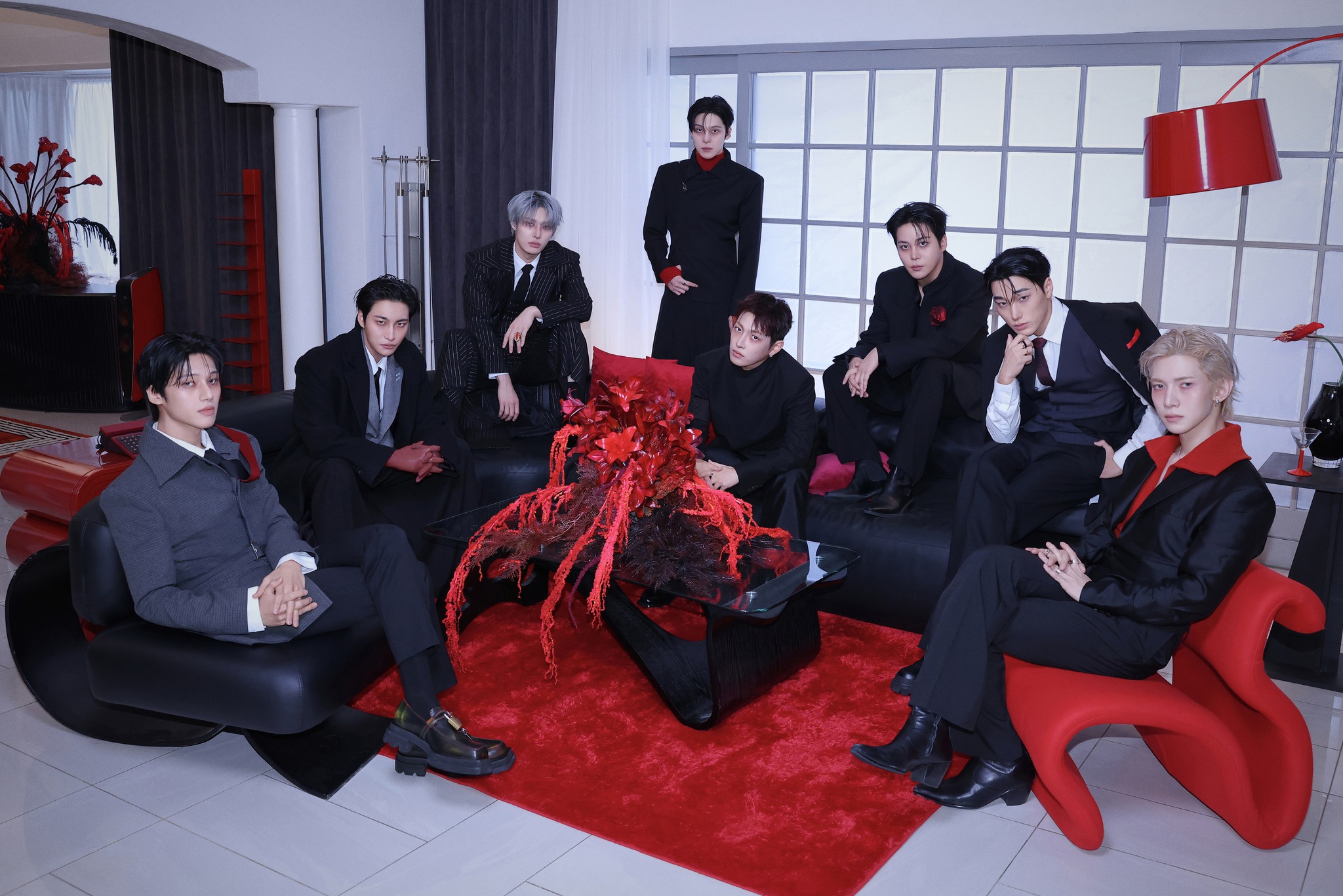 ATEEZ Tops iTunes Charts Across The Globe With “BAD” And “GOLDEN HOUR : Part.5”缩略图