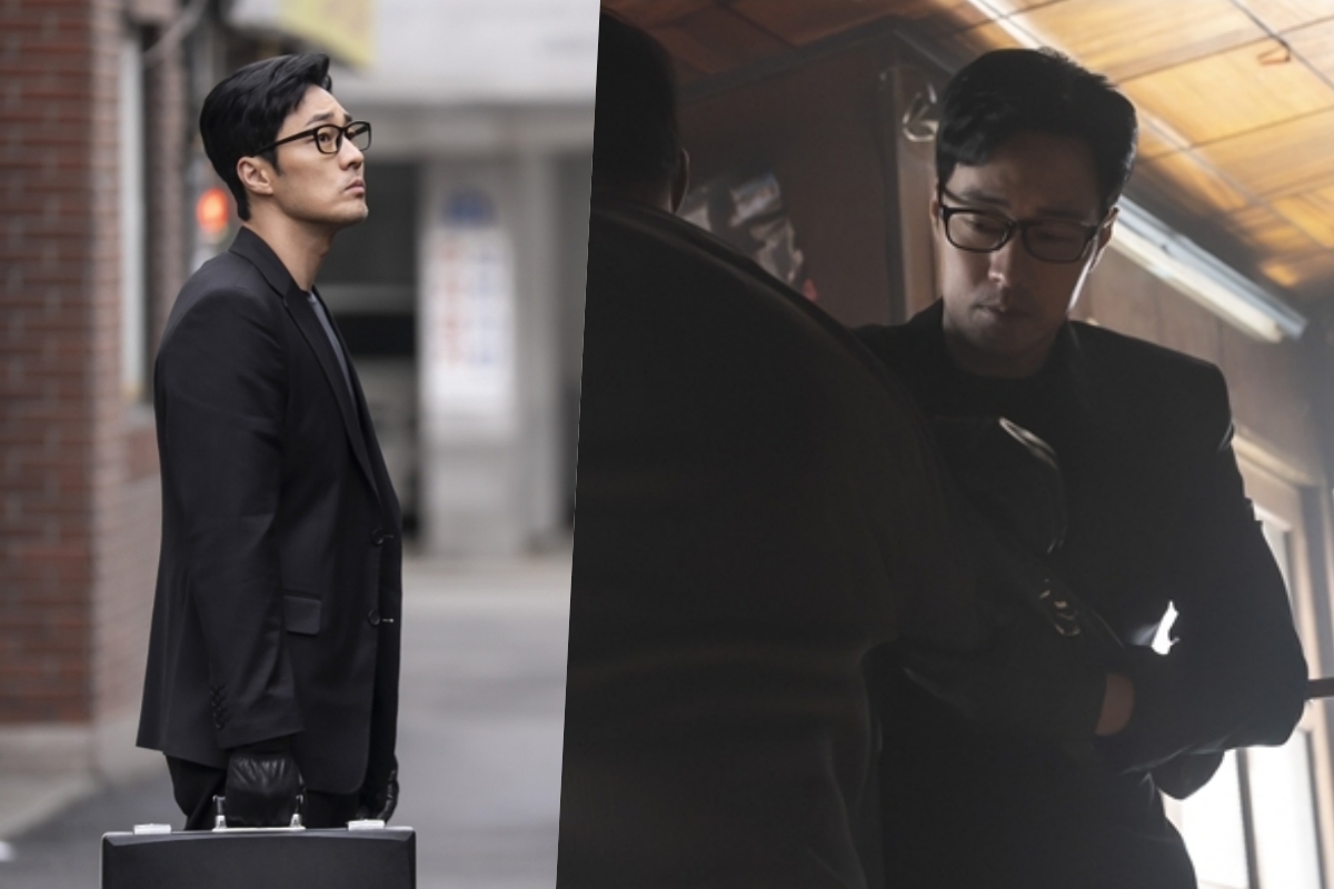 So Ji Sub Retrieves A Mysterious Briefcase From His Past In “Agent Kim Reactivated”缩略图