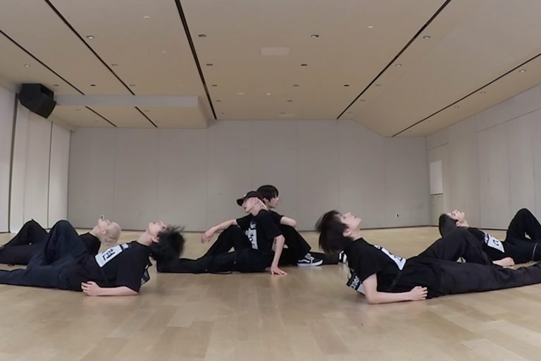 Watch: BOYNEXTDOOR’s Moves Are “VIRAL” In New Dance Practice Video缩略图