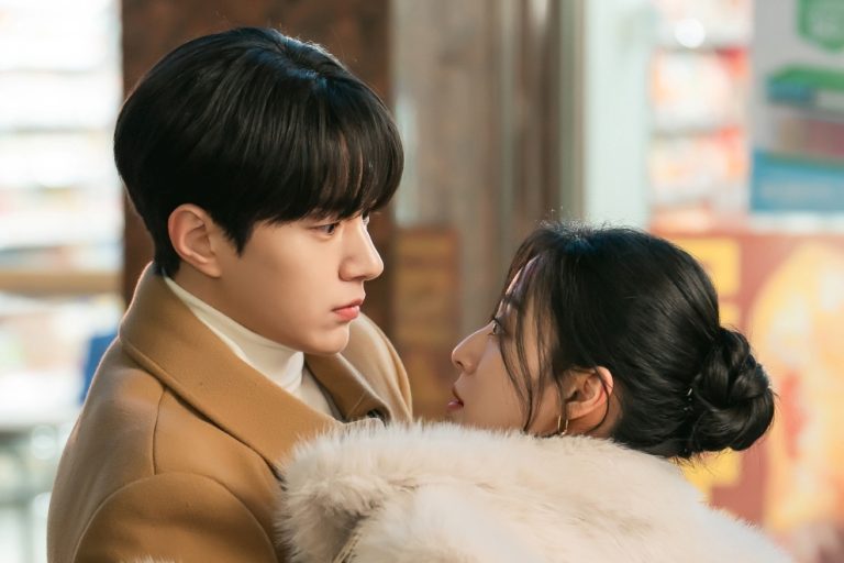 Sparks Fly Between Kim Myung Soo And Kang Min Ah In New Drama “Love In Sync”缩略图