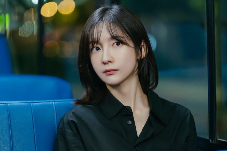Park Ji Hyun Talks Romance Chemistry With Seo In Guk And Similarities To Her “See You At Work Tomorrow!” Character缩略图