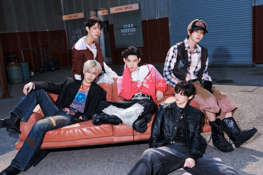 AND2BLE Records 4th-Highest 1st-Week Sales For K-Pop Group Debut Album In Hanteo History缩略图