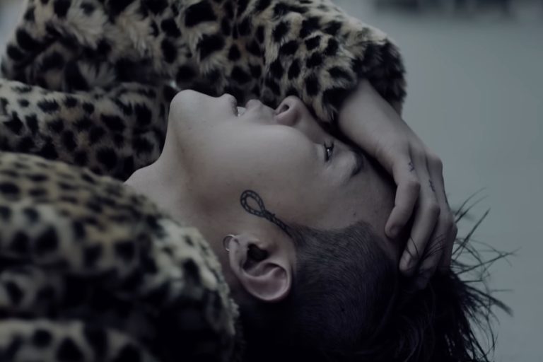 BIGBANG’s “LOSER” Becomes Their 3rd Group MV To Surpass 300 Million Views缩略图