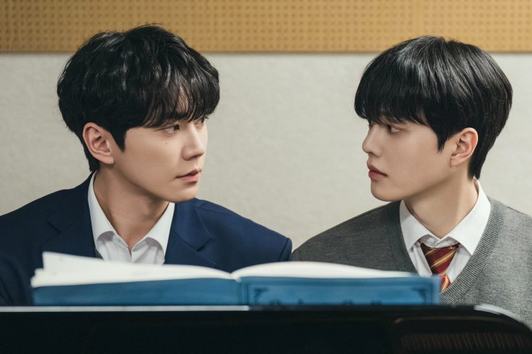 “Four Hands, Two Sonatas” Shares New Concept Photos Of Song Kang And Lee Jun Young缩略图