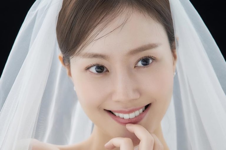 Moon Chae Won’s Agency Confirms Her Wedding Date缩略图