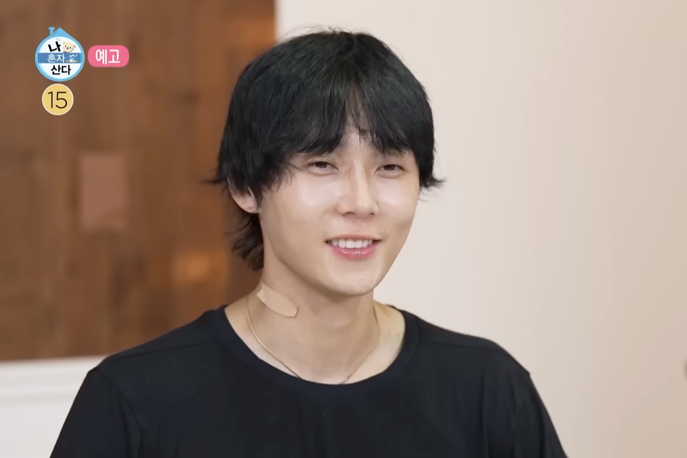 Watch: DAWN Reveals His Art-Filled Home In “I Live Alone” Preview缩略图