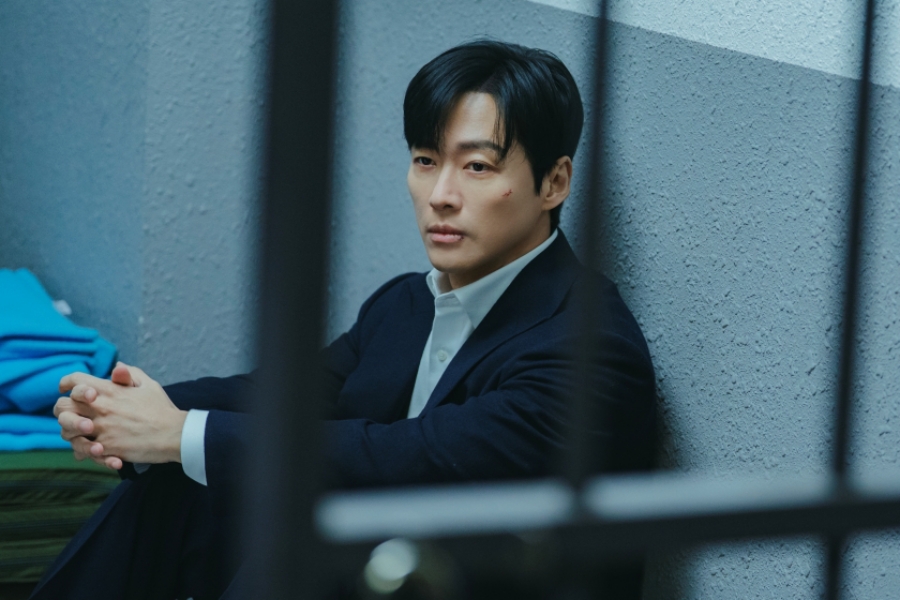 Namkoong Min Is Arrested For His Wife’s Kidnapping In “The Husband”缩略图