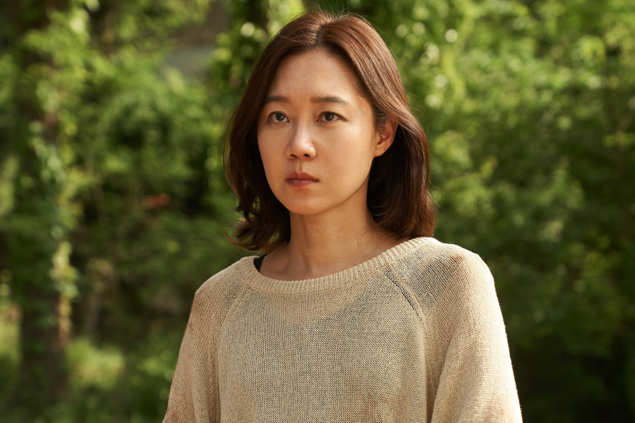 Kong Hyo Jin Is A Devoted Eldest Daughter Caught Between Family And Revenge In “The Journey To Gyeongju”缩略图