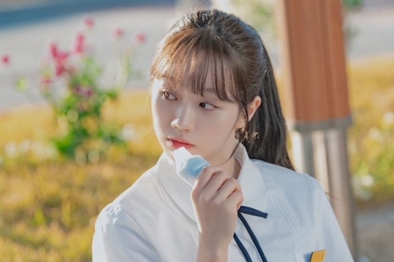 Hyeri Is A Struggling Reporter Who Once Dreamed Of Becoming A Film Director In New Drama “Dream To You”缩略图