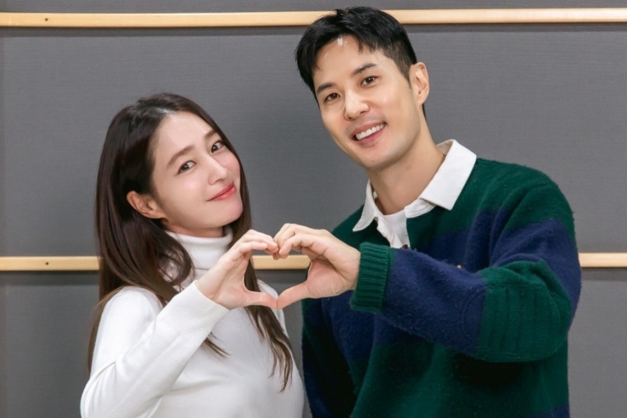 Lee Min Jung, Kim Ji Suk, And More Immerse Into Their Roles At Script Reading For New Drama “OK, Let’s Get Divorced”缩略图