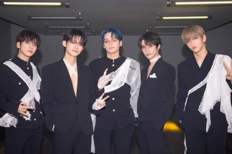 TXT’s “Deja Vu” Becomes Their 10th MV To Surpass 100 Million Views缩略图