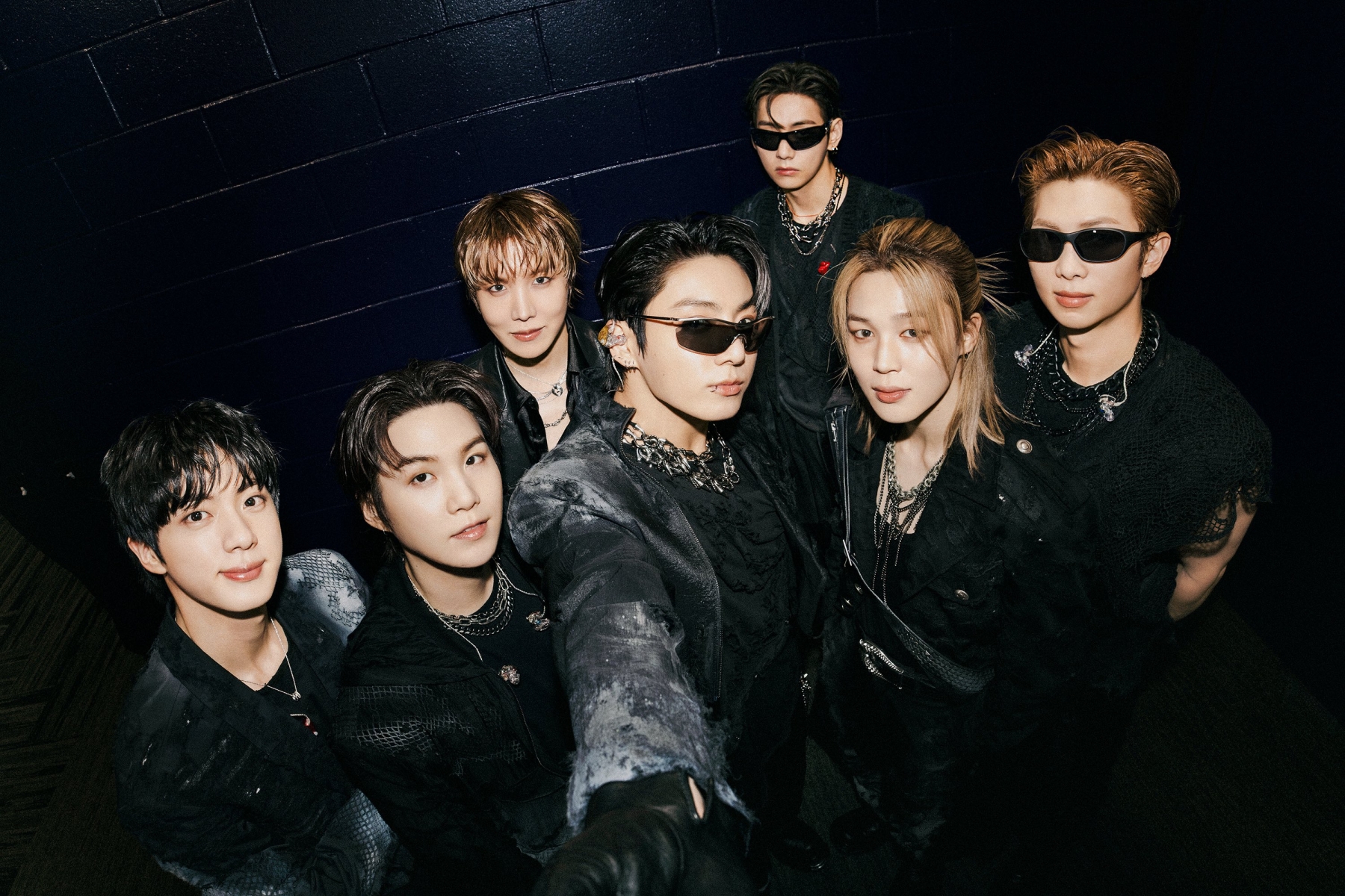 “ARIRANG” Becomes BTS’s 1st Album To Spend 21 Weeks On UK’s Official Albums Chart缩略图
