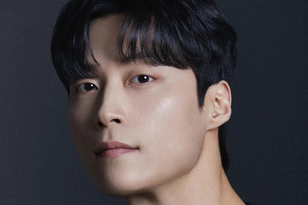 Heo Nam Jun In Talks To Star In New Drama Based On Webtoon缩略图