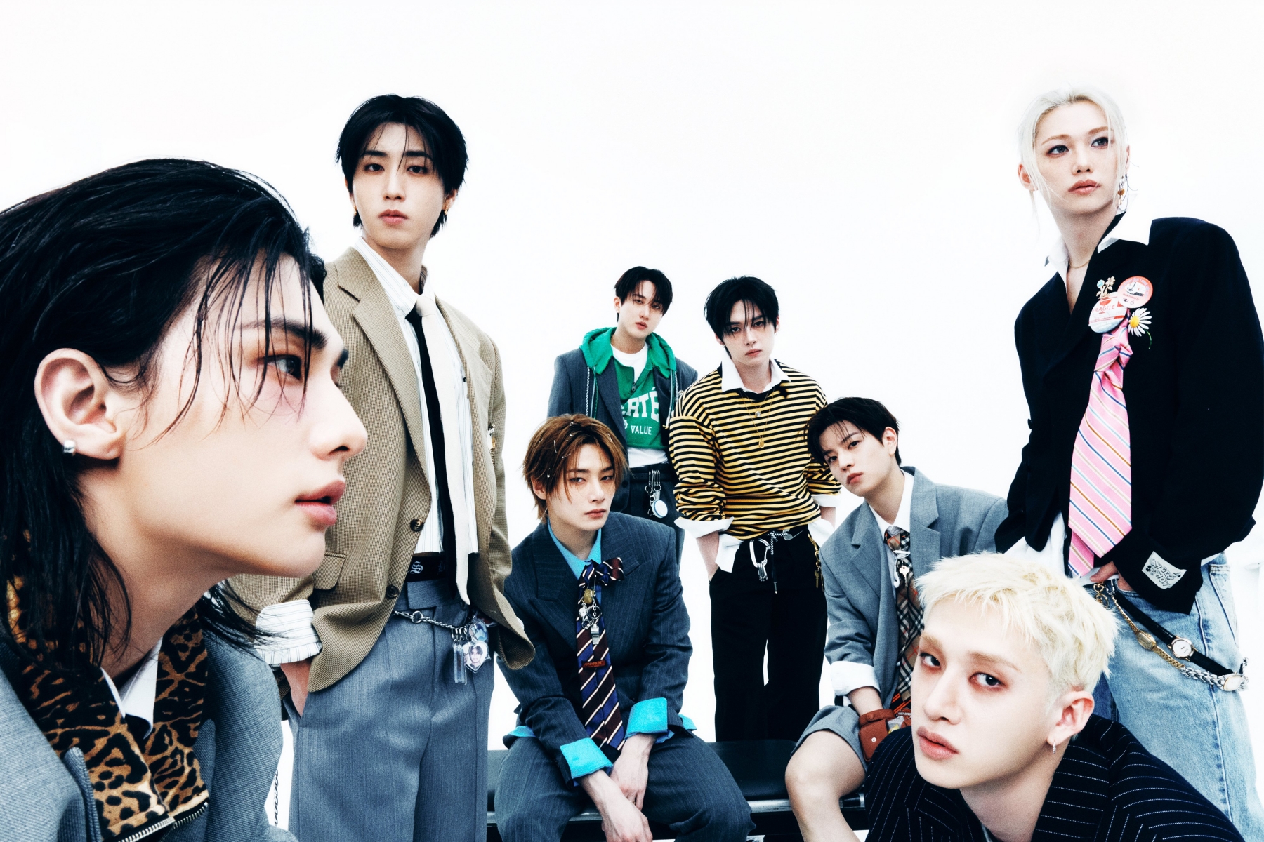 Stray Kids Tops YouTube And iTunes Charts All Over The World With “THIS & THAT”缩略图
