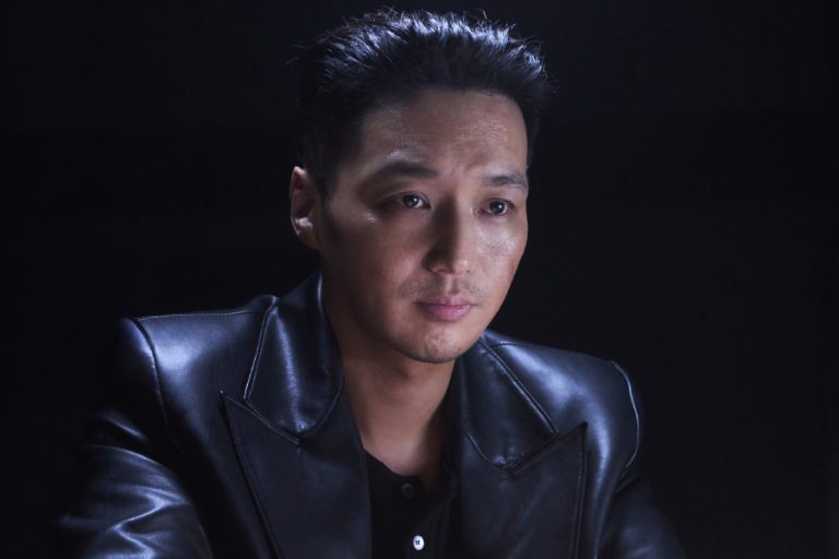 Byun Yo Han Bets Everything On Revenge In “Tazza 4: The Song Of Beelzebub”缩略图