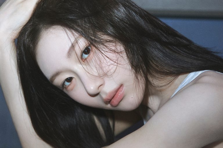 ITZY’s Chaeryeong Confirmed To Make Solo Debut In November缩略图