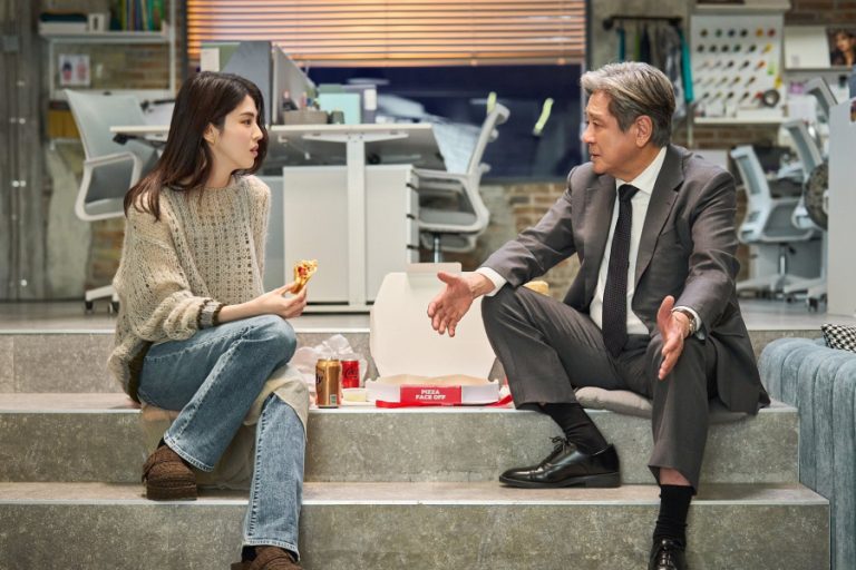 Choi Min Sik And Han So Hee Find Themselves Navigating Office Life Together In “The Intern”缩略图