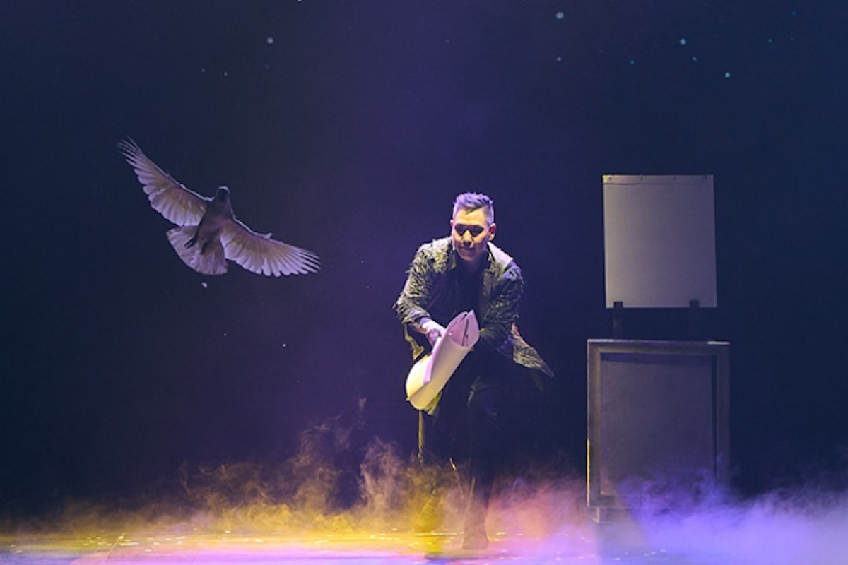 Illusionist Lee Eun Gyeol Showcases Fantastical Magic In 30th Anniversary Special Performance “ONE OF ONE”缩略图