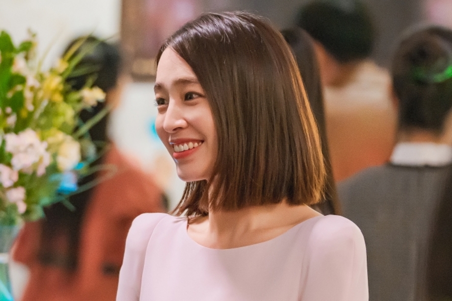 Lee Min Jung Talks About Her Upcoming Drama “OK, Let’s Get Divorced,” Chemistry With Kim Ji Suk, And More缩略图