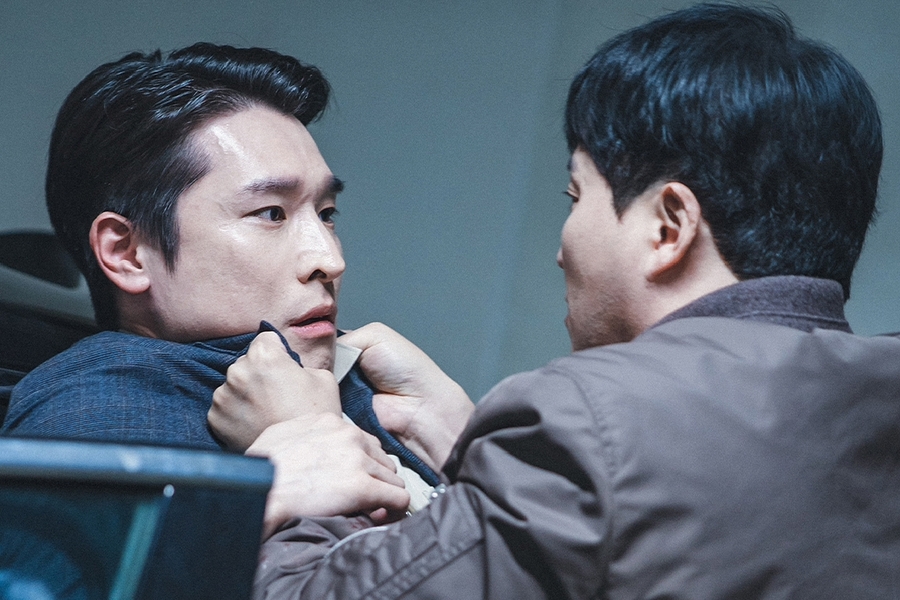 Kim Dae Myeung Grabs Woo Ji Hyun By The Collar In Tense Confrontation On “The Husband”缩略图