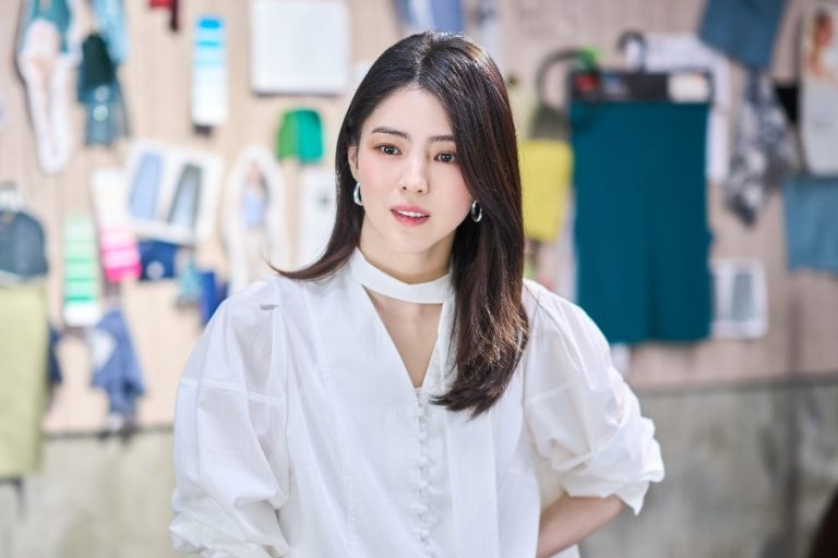 Han So Hee Is A Successful Startup CEO Struggling With Burnout In New Film “The Intern”缩略图