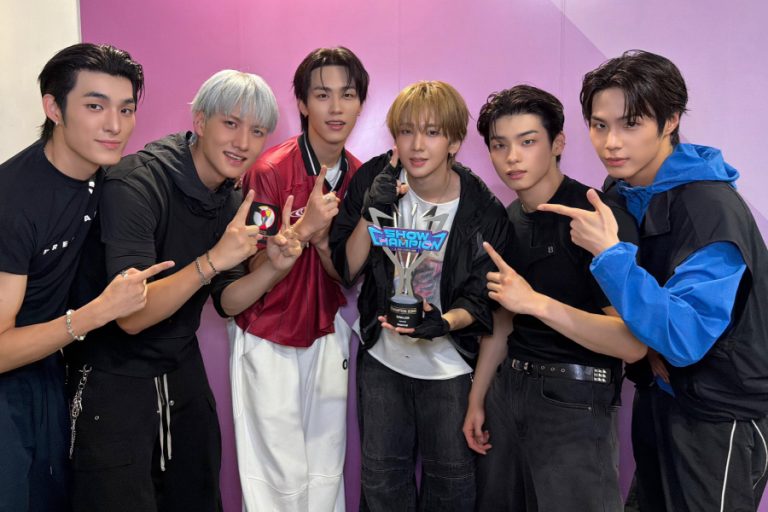 Watch: 82MAJOR Takes 1st-Ever Win On “Show Champion” With “Like Fire”; Performances By ENHYPEN, NEXZ, And More缩略图