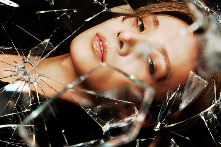 EVAN (Heeseung) Debuts On Billboard 200 And Artist 100 With “DEATH OF ME”缩略图