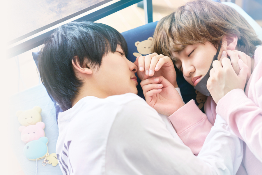 First Impressions: BL Drama “Hold On, Harutora‑Kun” Is A Healing Dorm Room Romance缩略图