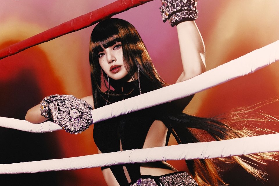 Lisa’s “SaWaDiKa” Becomes Her 3rd Solo Song To Chart For Multiple Weeks On Billboard Hot 100缩略图