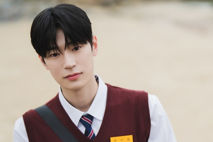 Park Seo Ham Becomes A Bodyguard For His First Love Kim Ji Yeon In “Dive Into You”缩略图