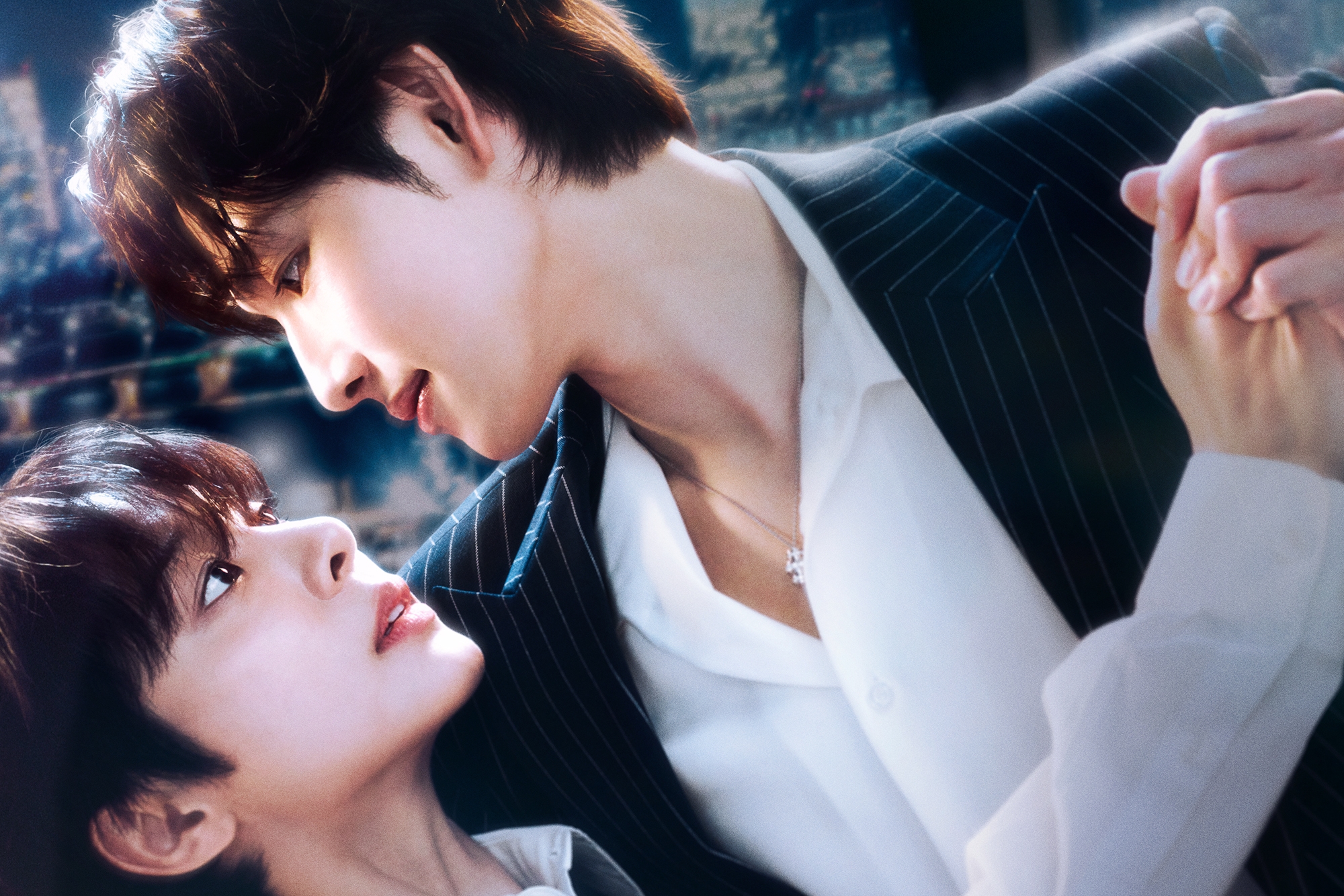 Yim Si Wan And Seol In Ah Fall Into Each Other’s Arms In New Drama “Love In Disguise”缩略图