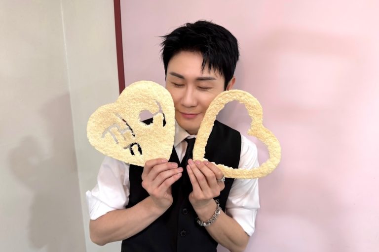 Young Tak Takes 1st-Ever Win On “Music Bank” With “GOGO”缩略图