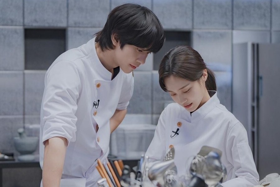 Ahn Hyo Seop And Hong Hwa Yeon Team Up For A Cooking Survival Competition In “Final Table”缩略图