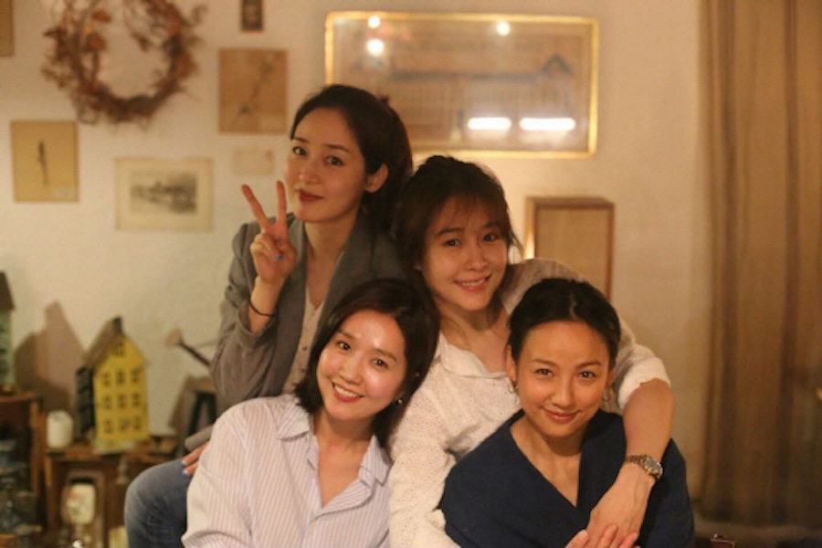 Fin.K.L Announces Full-Group Comeback缩略图