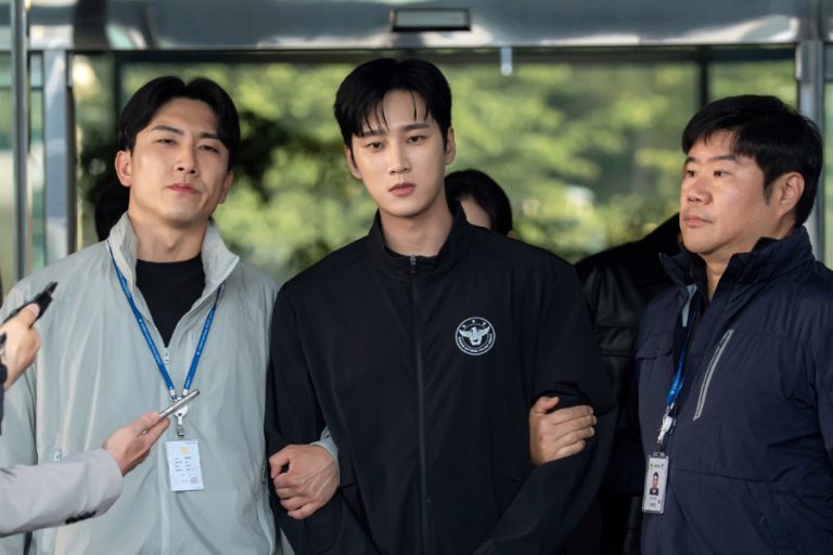 Ahn Bo Hyun Is Taken Into Custody As A Murder Suspect In “Flex x Cop 2”缩略图
