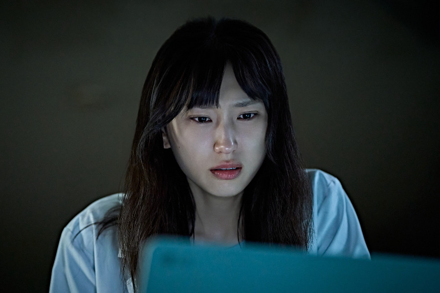 Ryu Hye Young Transforms Into A Broadcast Streamer In New Thriller Film “Killing Time”缩略图