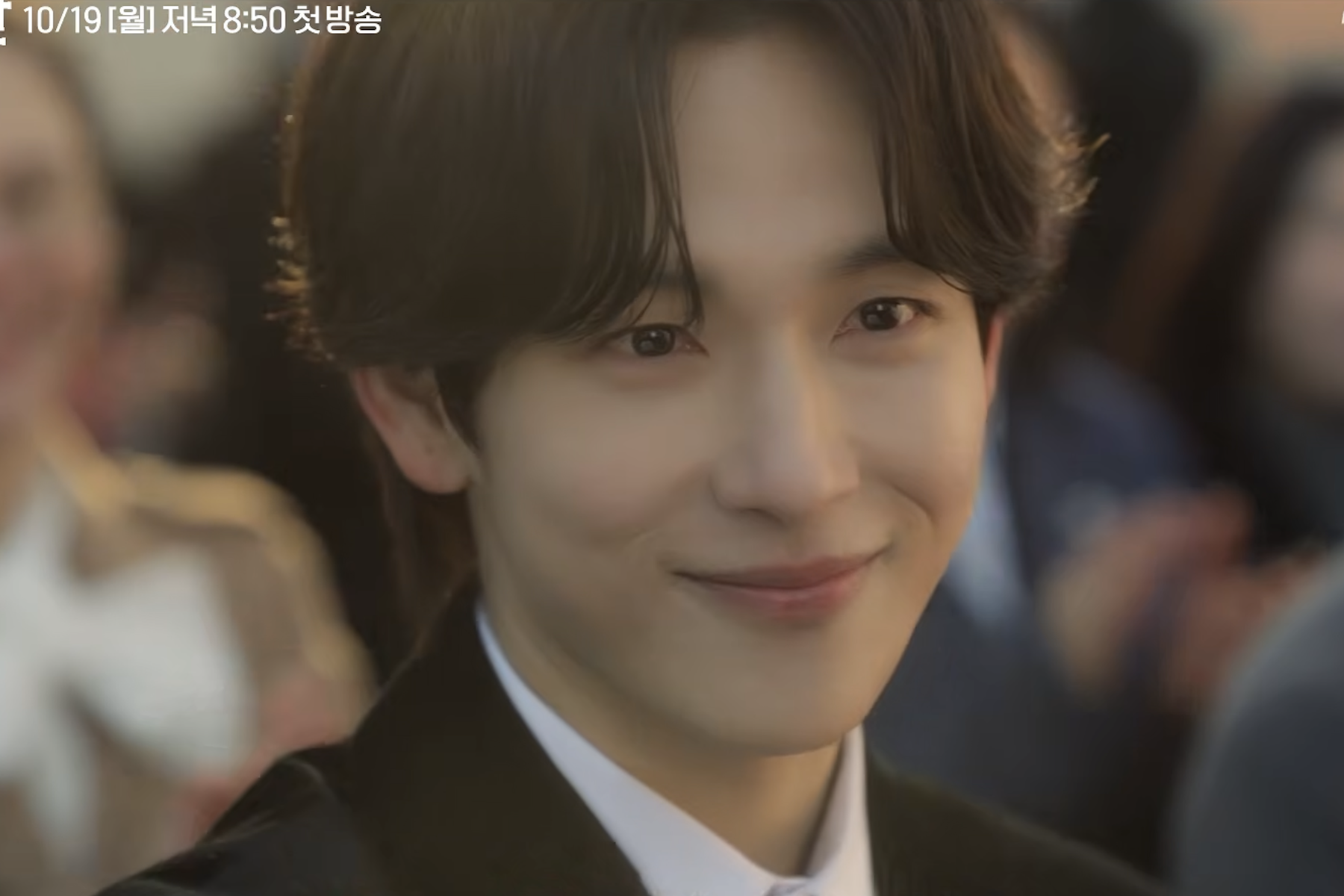 Watch: Yim Si Wan Hides His Prickly Personality Behind A Gentle Smile In “Love In Disguise” Teaser缩略图
